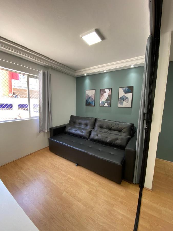 101- Lindo Apartamento Amplo E Decorado, 2 Quartos, Sala, Cozinha Completa, Mobiliario Moderno, Lavanderia , Excelente Localizacao No Bairro Bigorrilho 쿠리치바 외부 사진