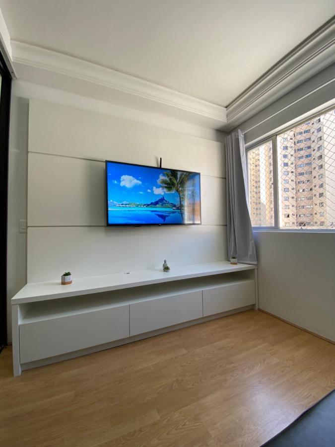 101- Lindo Apartamento Amplo E Decorado, 2 Quartos, Sala, Cozinha Completa, Mobiliario Moderno, Lavanderia , Excelente Localizacao No Bairro Bigorrilho 쿠리치바 외부 사진
