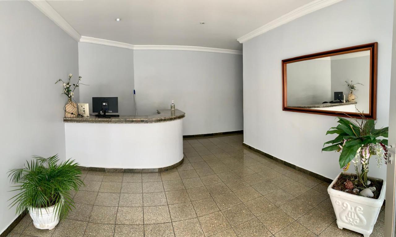 101- Lindo Apartamento Amplo E Decorado, 2 Quartos, Sala, Cozinha Completa, Mobiliario Moderno, Lavanderia , Excelente Localizacao No Bairro Bigorrilho 쿠리치바 외부 사진